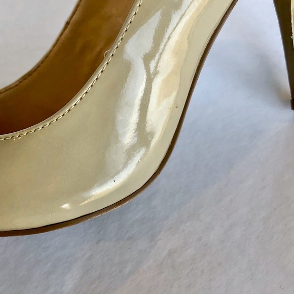 Nine West Patent Leather Heel Shoe Tan Cream Beige Size 7.5 M - Picture 12 of 14